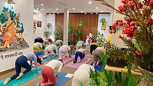Về Sundari Yoga Center